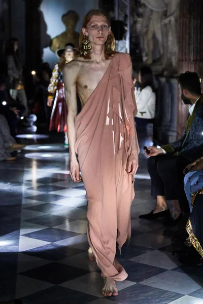 Look 2